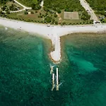Prázdninový dům Peroj's Oasis -